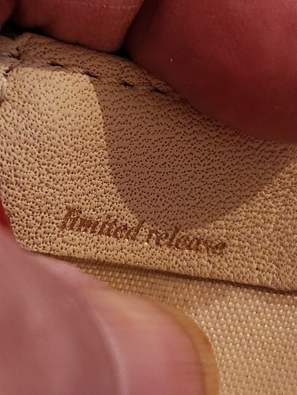 Hammitt Allen Courtyard Cream Limited Release Wallet - Picture 6 of 7